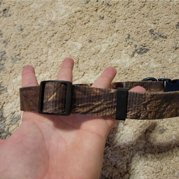 Camo dog collar  - Picture 3 of 4
